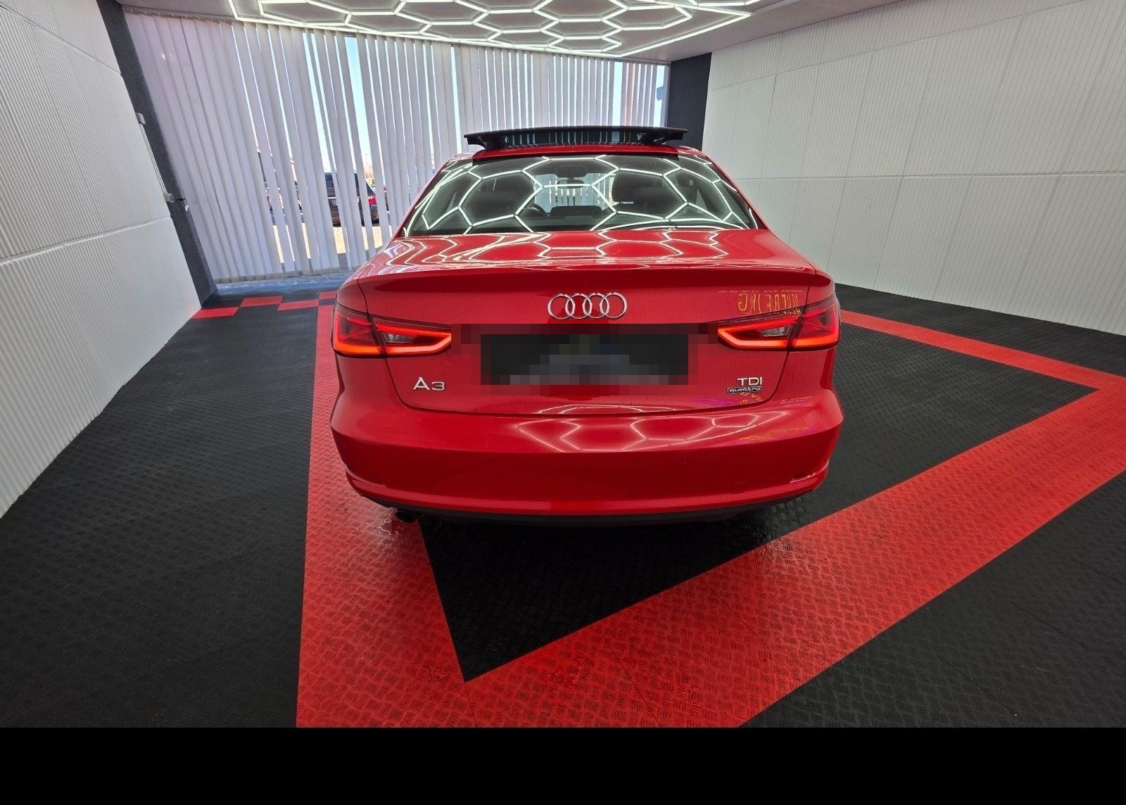 Audi A3 2.0 TDI Lim. quattro Xen Panorama Nur 39 TKM foto 5