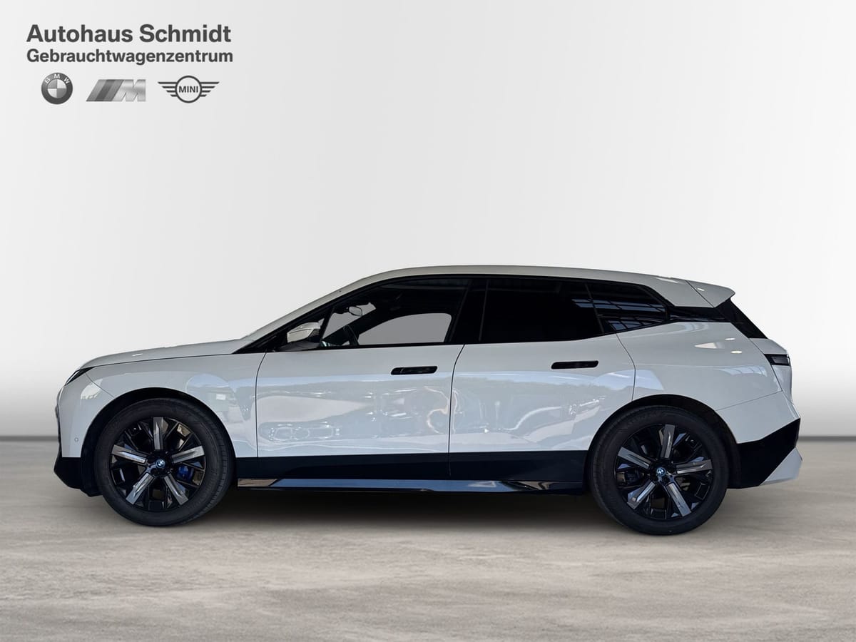 BMW iX xDrive50 Sportpaket 21 LC Prof. HUD H K AHK foto 2
