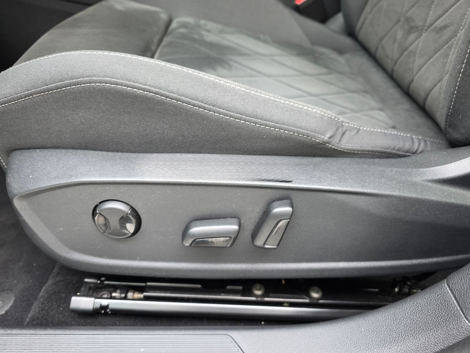 Volkswagen Golf VIII Limo Style LED Rückfahrkamera Bergamo foto 12