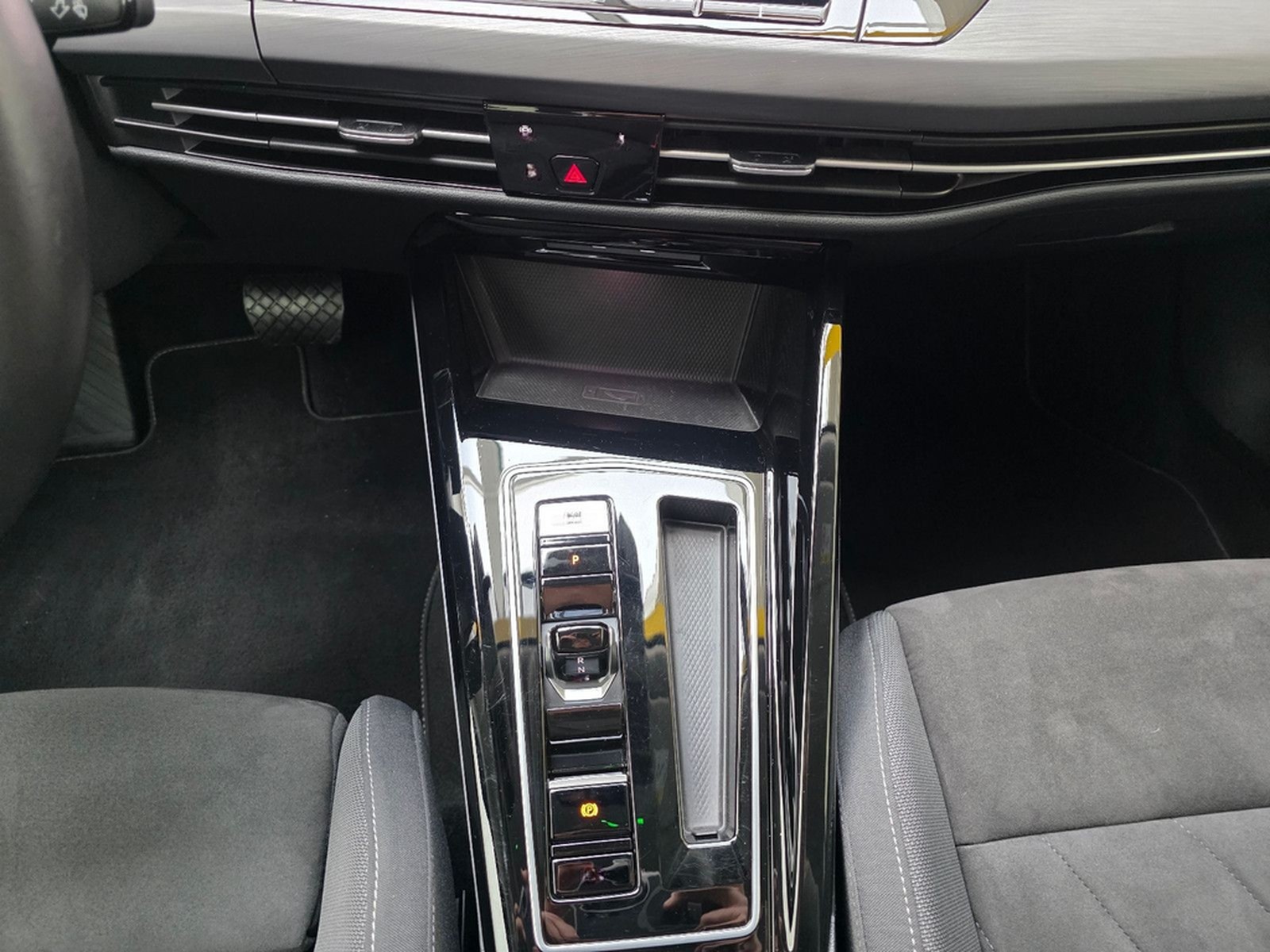 Volkswagen Golf VIII Limo Style LED Rückfahrkamera Bergamo foto 41