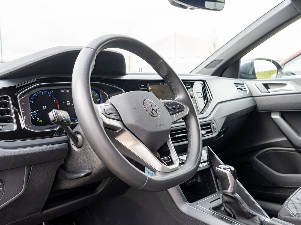 Volkswagen Taigo R-Line 1,5 l TSI DSG AHK ACC MATRIX-LED BT foto 20