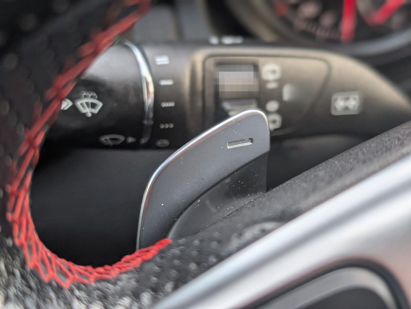 Mercedes-Benz GLA 180 AMG Line. LED. NAVI. Kamera. Keyless foto 23