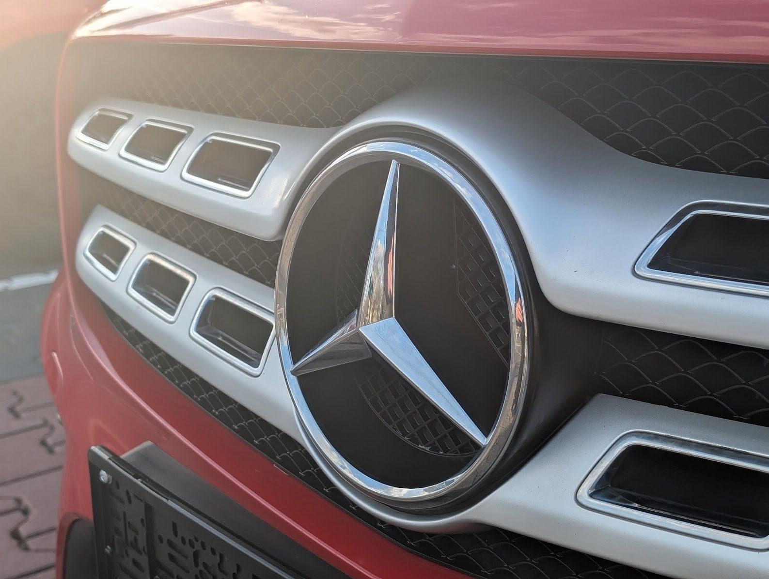 Mercedes-Benz GLA 180 AMG Line. LED. NAVI. Kamera. Keyless foto 6