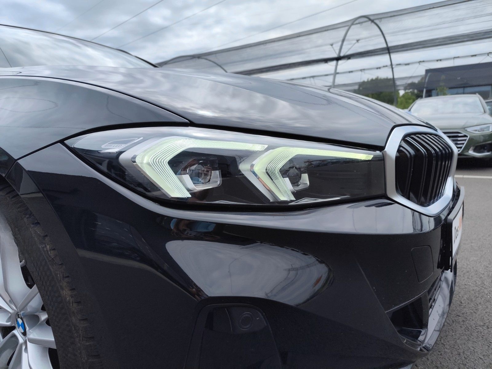 BMW 318 I Touring * Leder Sportsitze* Carplay* foto 14