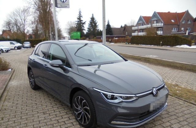 Volkswagen Golf 1.4 eHybrid DSG Style, AHK,Navi,Kamera,ACC foto 2