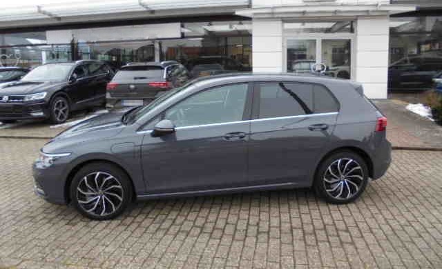 Volkswagen Golf 1.4 eHybrid DSG Style, AHK,Navi,Kamera,ACC foto 5