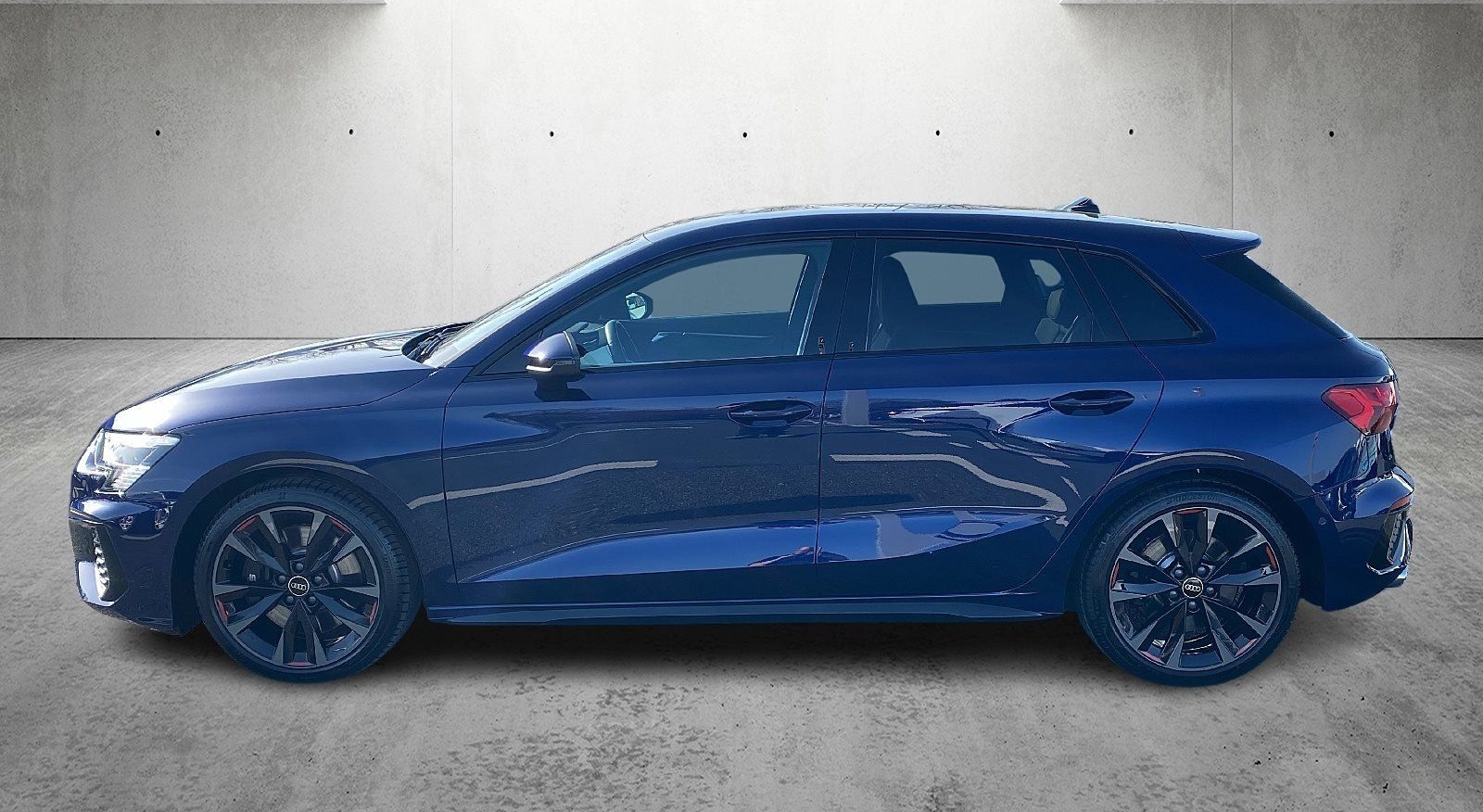 Audi S3 Sportback 2.0 TFSI quattro S-tronic Matrix Na foto 3