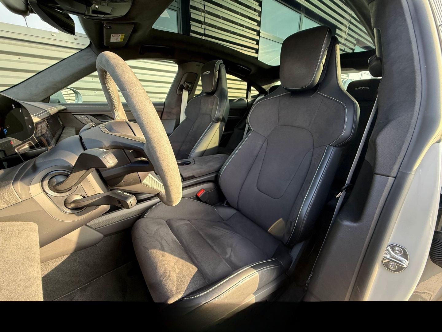 Porsche Taycan GTS*NACHTSICHT*BEIFAHRERDISPL*HINTERACHSL foto 5