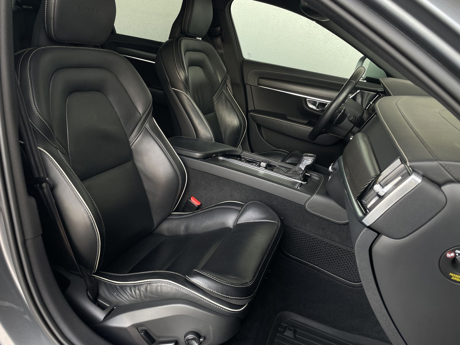 Volvo S90 D5 AWD*R-DESIGN*CARBON*HuD*HARMAN/KARDON* foto 13