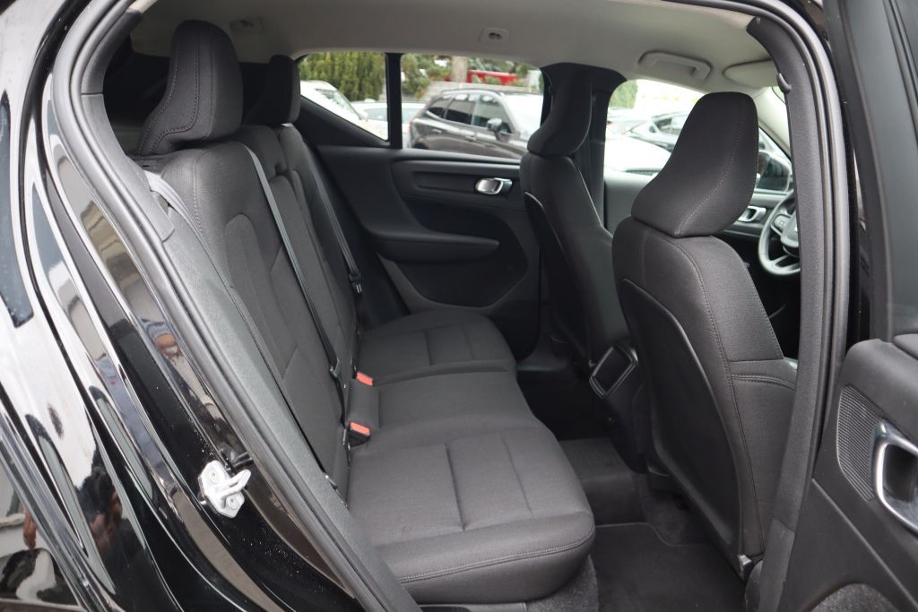 Volvo XC40 T3 Geartronic Momentum Core|NAVI|R-CAM|SHZ foto 15