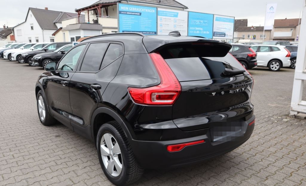 Volvo XC40 T3 Geartronic Momentum Core|NAVI|R-CAM|SHZ foto 9