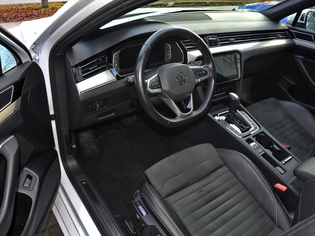 Volkswagen Passat Variant 2.0 TDI Elegance Navi Matrix AHK foto 11
