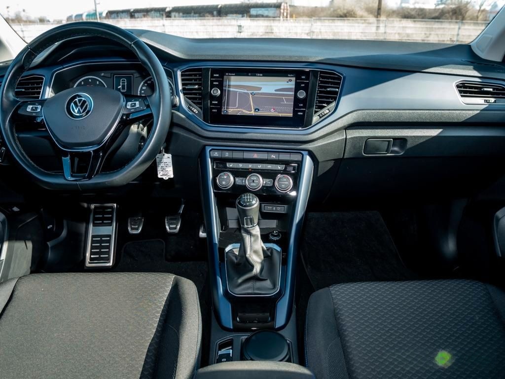 Volkswagen T-Roc 1.5 TSI UNITED LED/AHK/NAVI/ALLWETTER foto 8