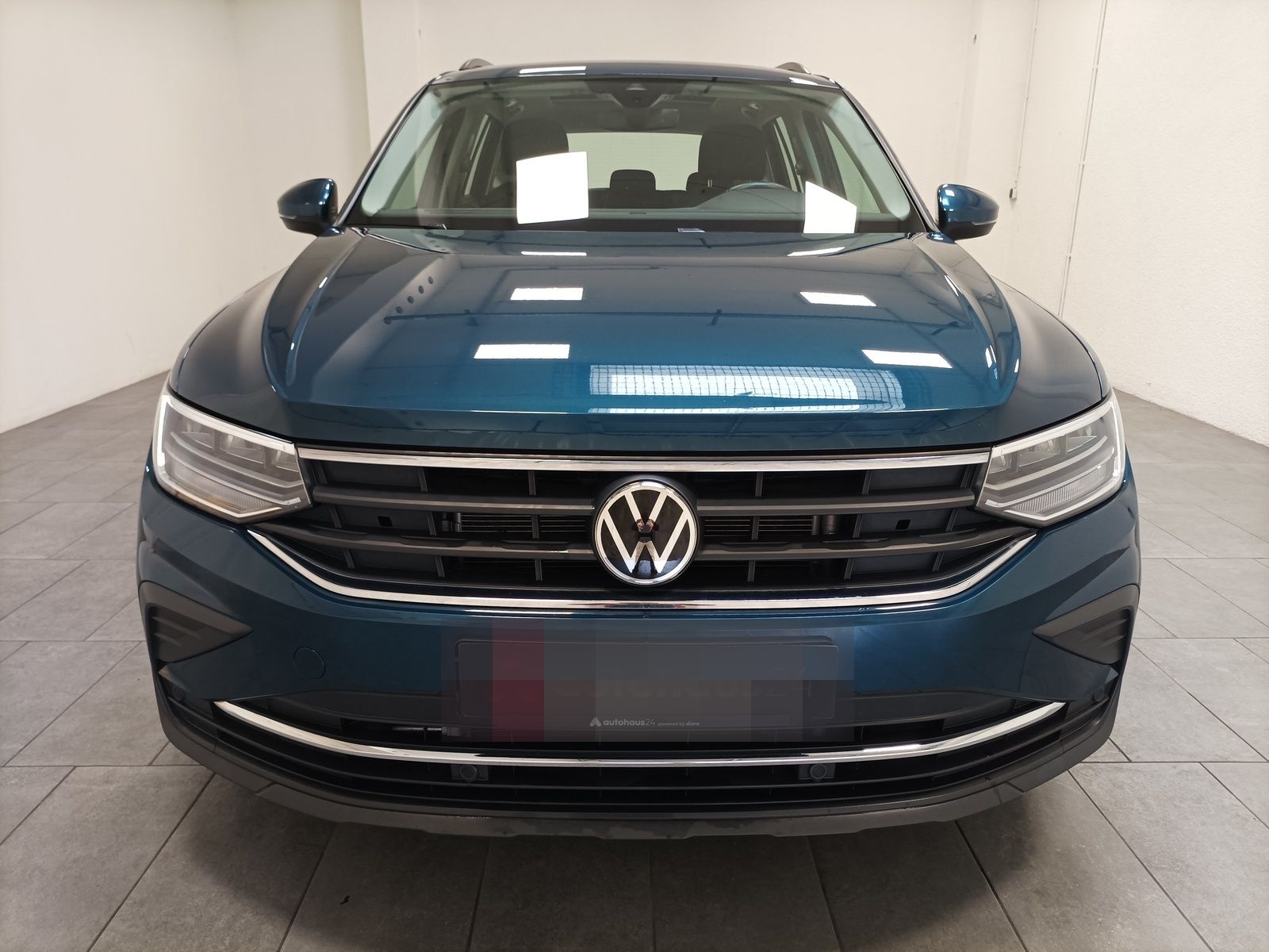 Volkswagen Tiguan 2.0 TDI Life|AHK|Navio|Pano|PDC foto 2