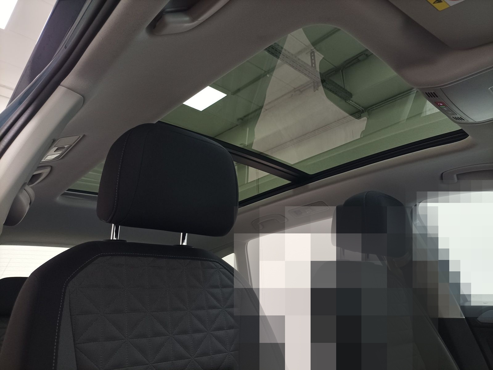 Volkswagen Tiguan 2.0 TDI Life|AHK|Navio|Pano|PDC foto 17