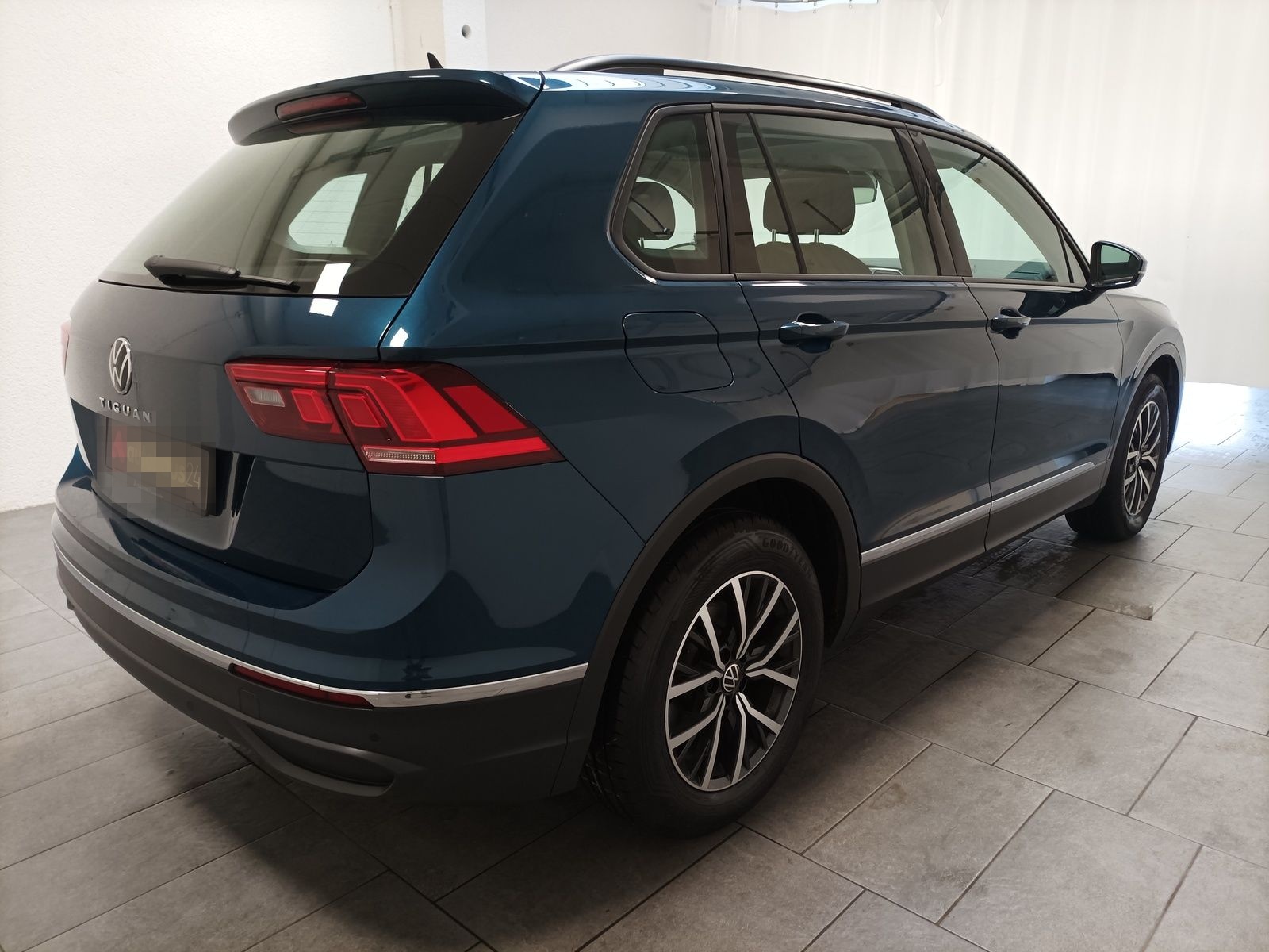 Volkswagen Tiguan 2.0 TDI Life|AHK|Navio|Pano|PDC foto 5