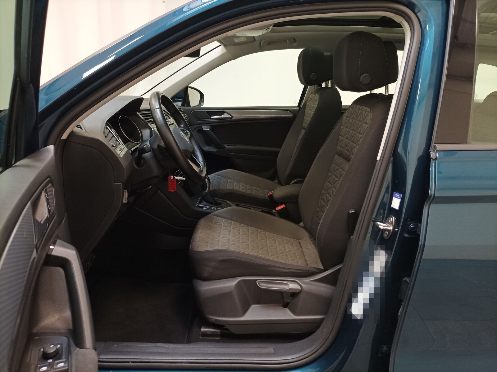 Volkswagen Tiguan 2.0 TDI Life|AHK|Navio|Pano|PDC foto 8