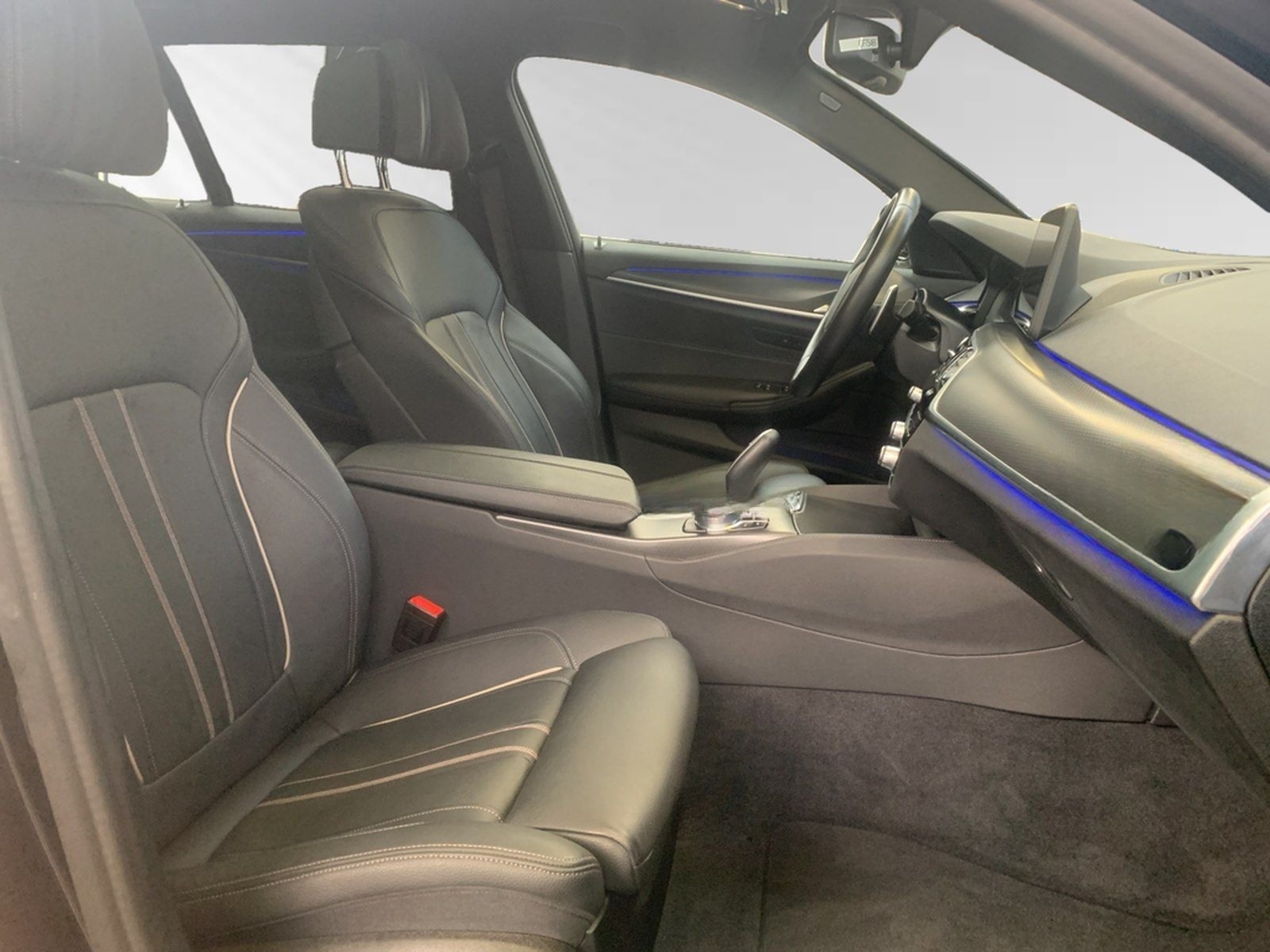 BMW 530i xDrive Touring M Sport|Pano|Standhzg.|HiFi foto 8