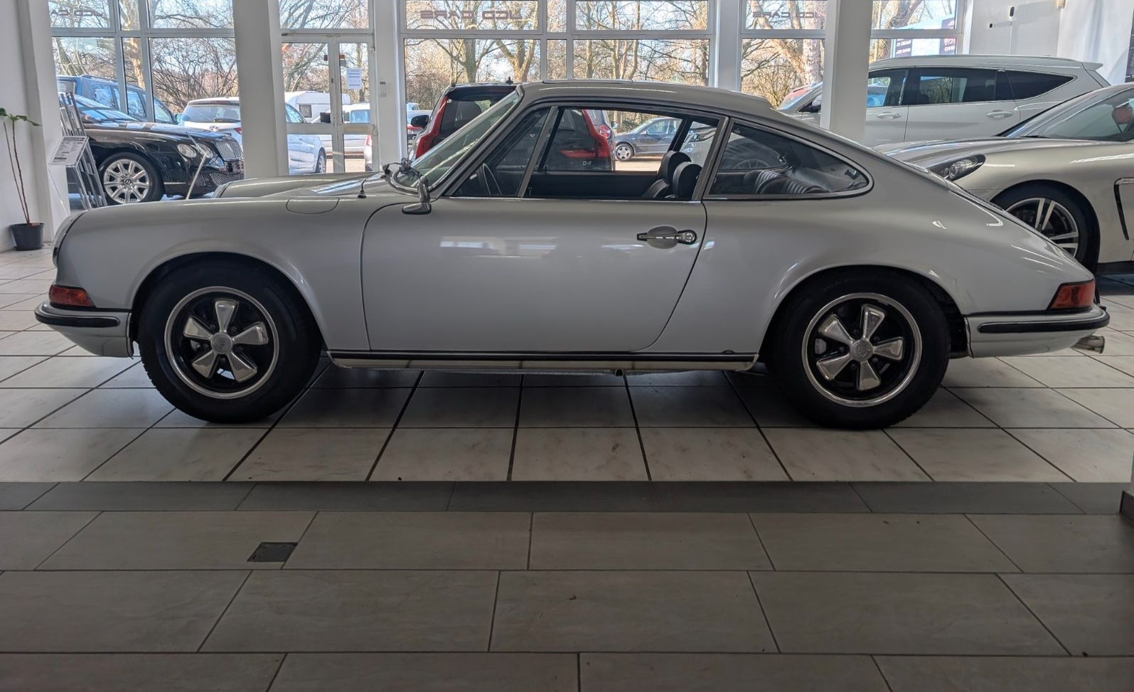 Porsche 911 T foto 2