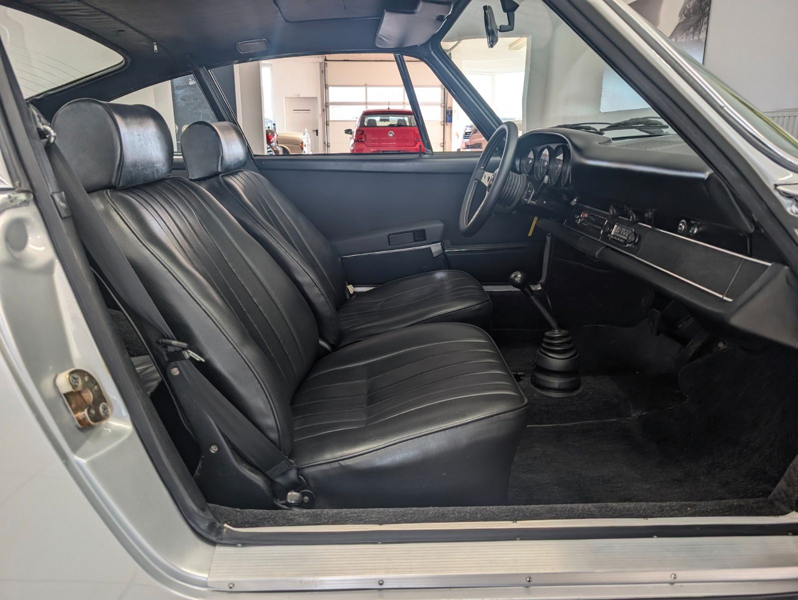 Porsche 911 T foto 17