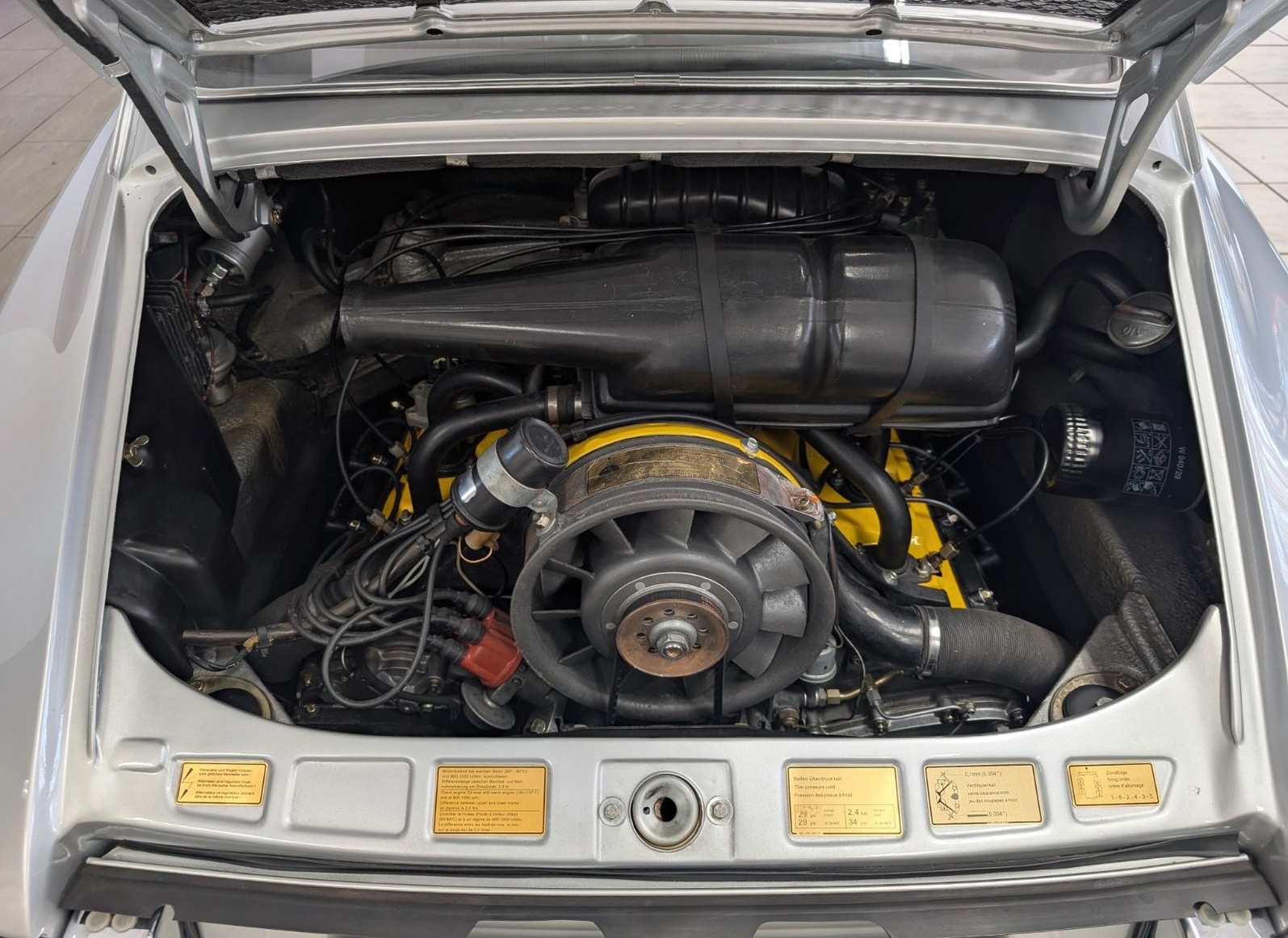 Porsche 911 T foto 23