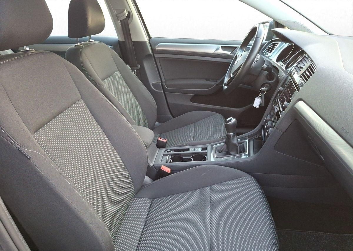 Volkswagen Golf VII 1.0 TSI 116PS Trendline foto 18