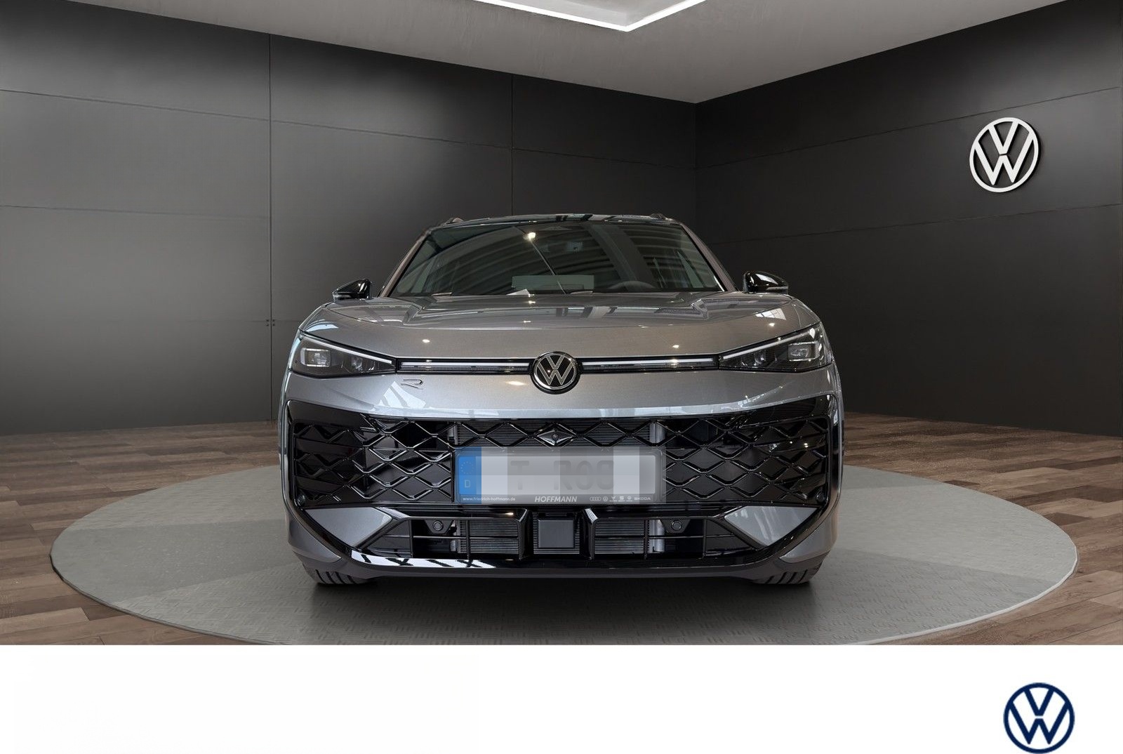 Volkswagen T-Roc 1.5 eTSI  R-Line DSG foto 2