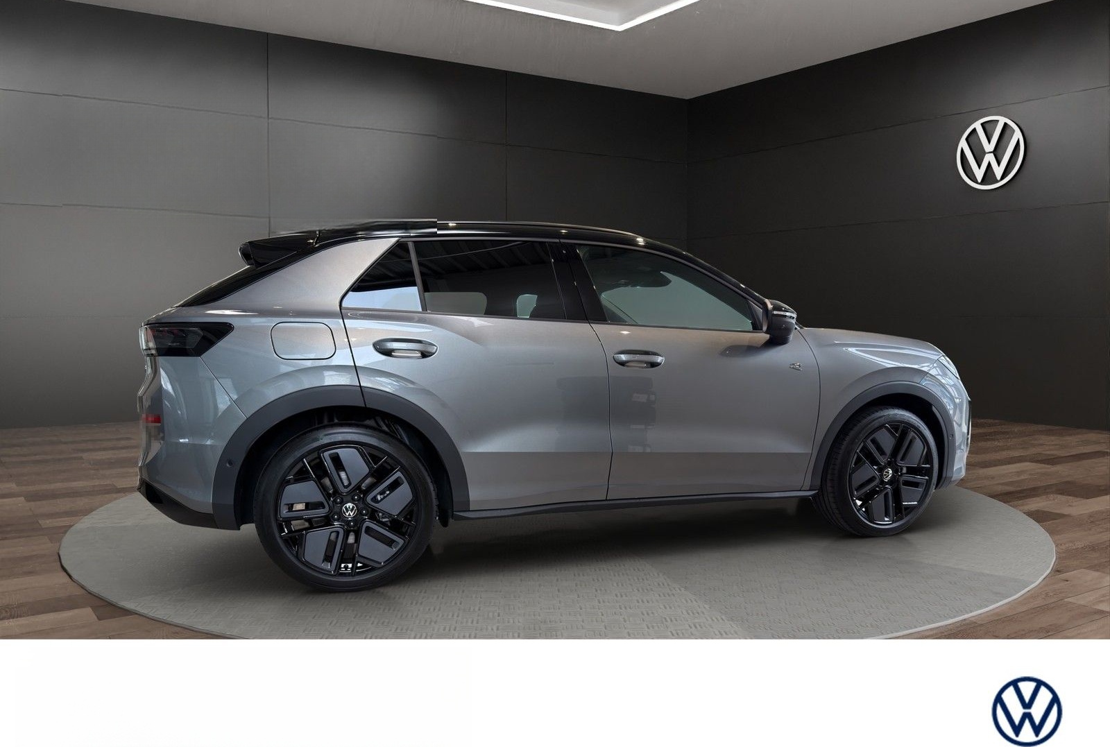 Volkswagen T-Roc 1.5 eTSI  R-Line DSG foto 4