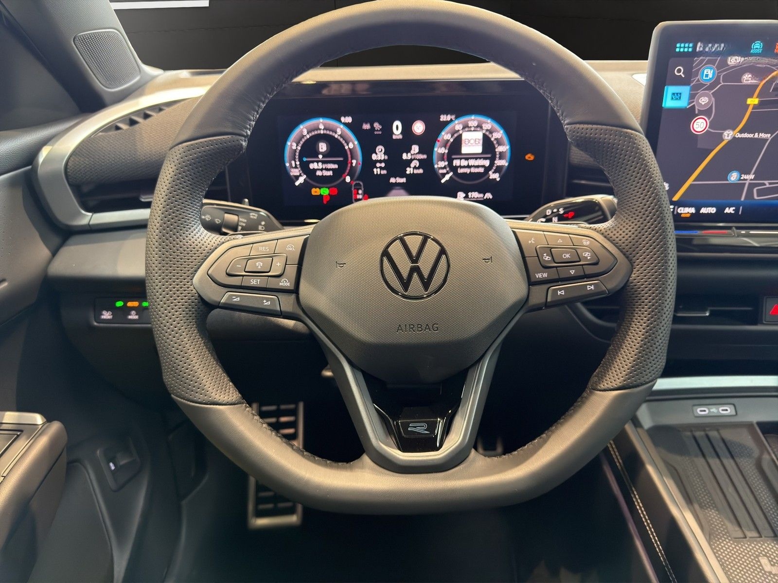 Volkswagen T-Roc 1.5 eTSI  R-Line DSG foto 9