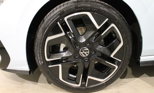 Volkswagen Golf R-Line 1,5 l eTSI OPF 110 kW (150 PS) 7-Gan foto 15