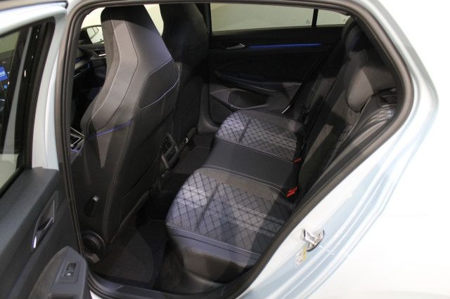 Volkswagen Golf R-Line 1,5 l eTSI OPF 110 kW (150 PS) 7-Gan foto 8