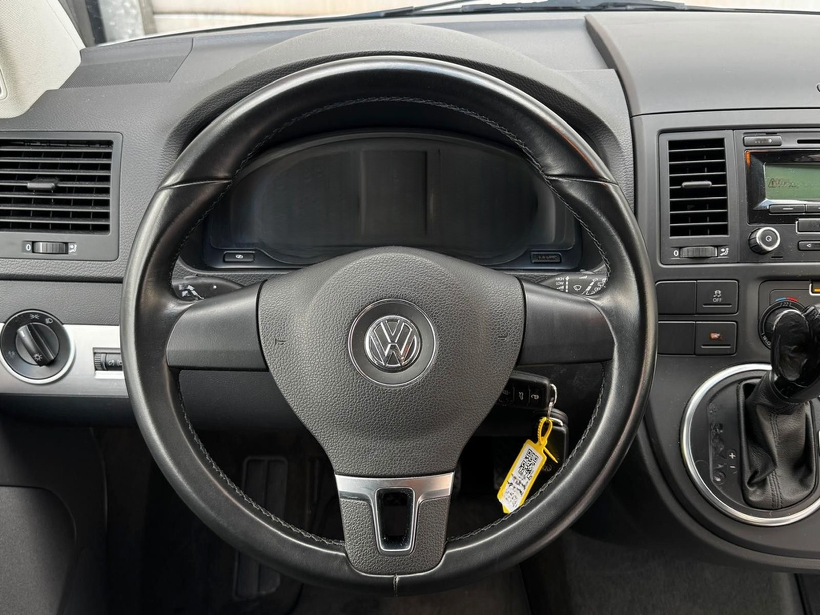 Volkswagen T5 Transporter Bus Multivan Behindertengerecht foto 19
