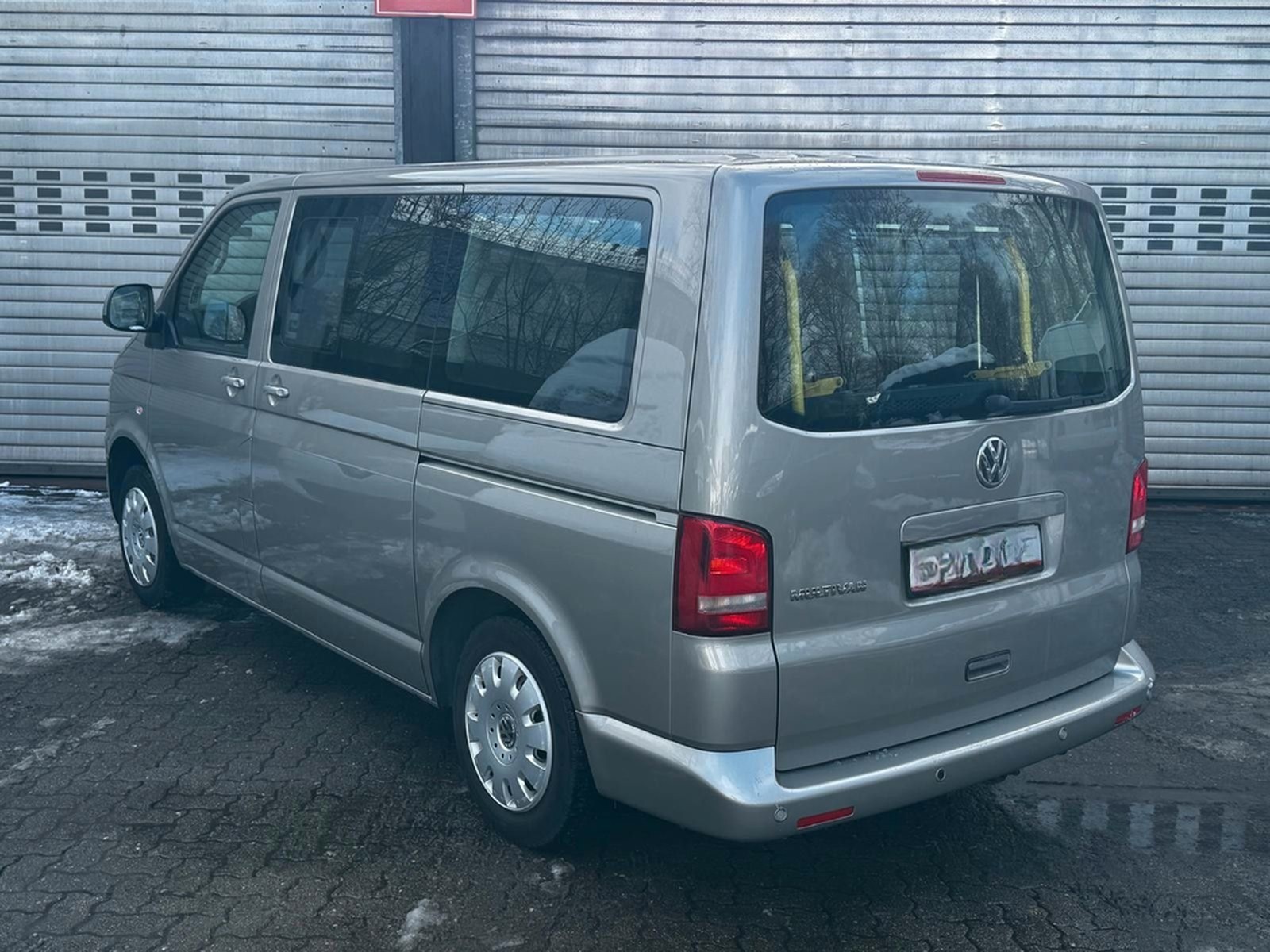Volkswagen T5 Transporter Bus Multivan Behindertengerecht foto 6