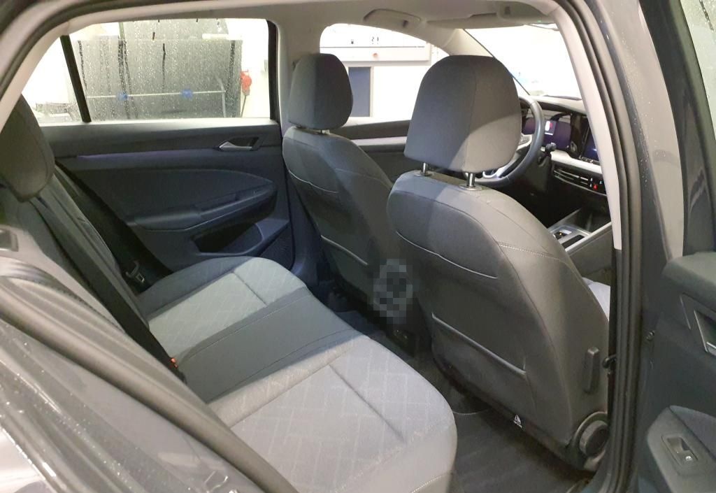 Volkswagen Golf Life 1.0 eTSI DSG NAVI LED ACC ALU GJR APS foto 8