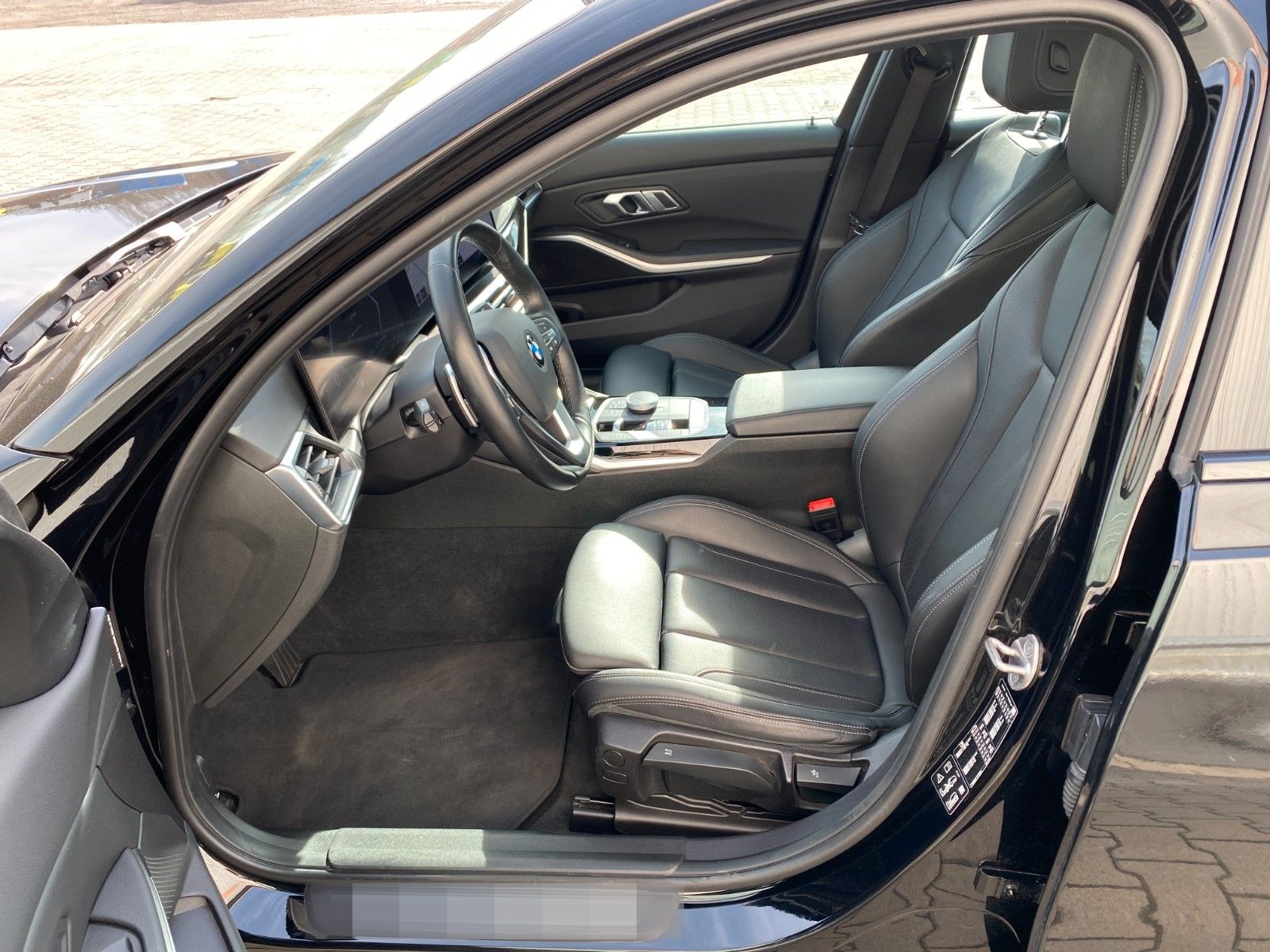 BMW 330d xDrive | Head-Up Display*Vollleder*1.Hand! foto 13