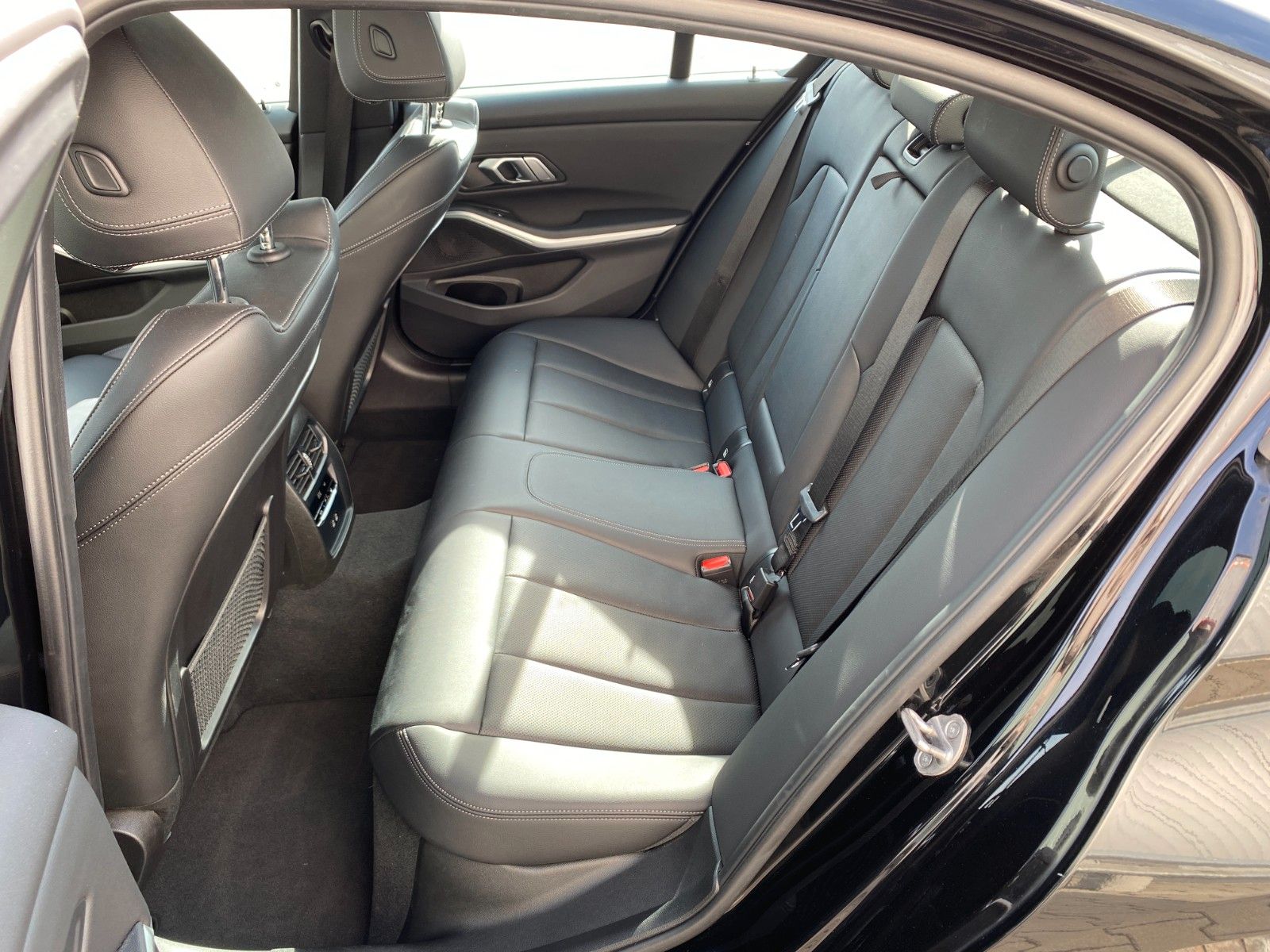 BMW 330d xDrive | Head-Up Display*Vollleder*1.Hand! foto 15