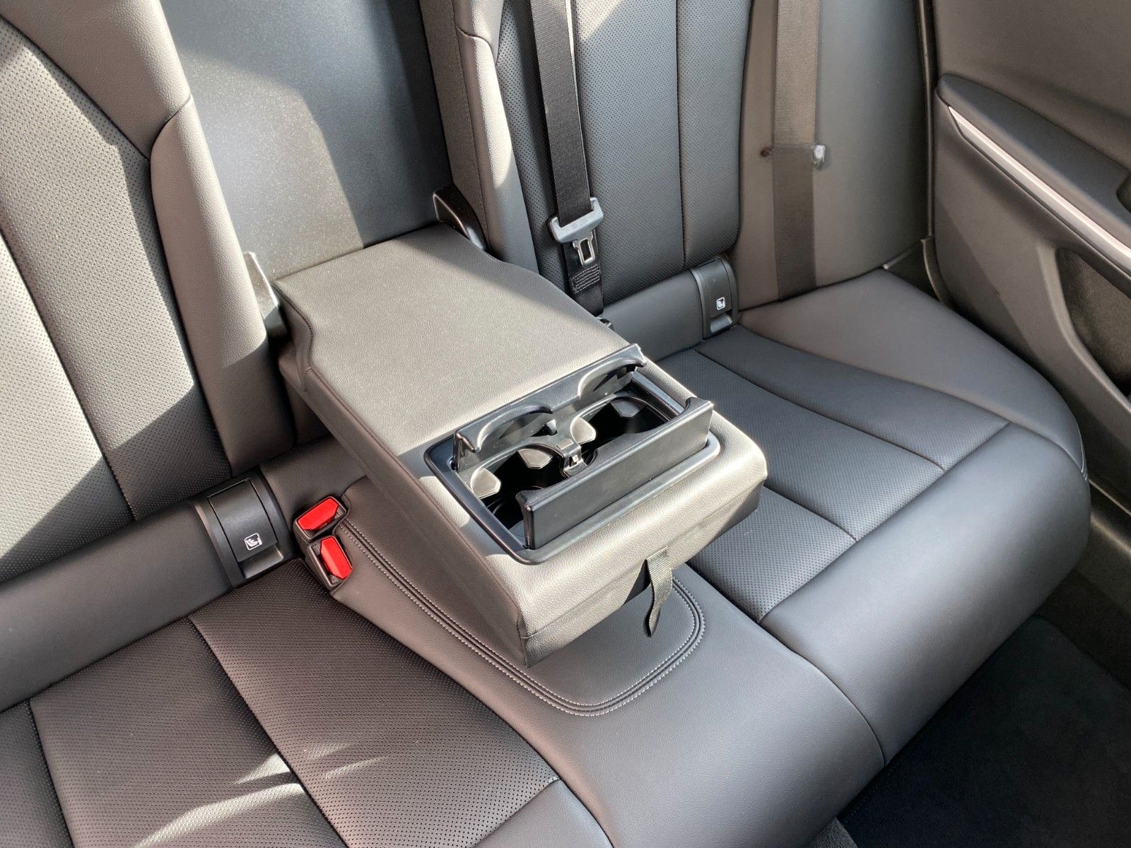 BMW 330d xDrive | Head-Up Display*Vollleder*1.Hand! foto 18