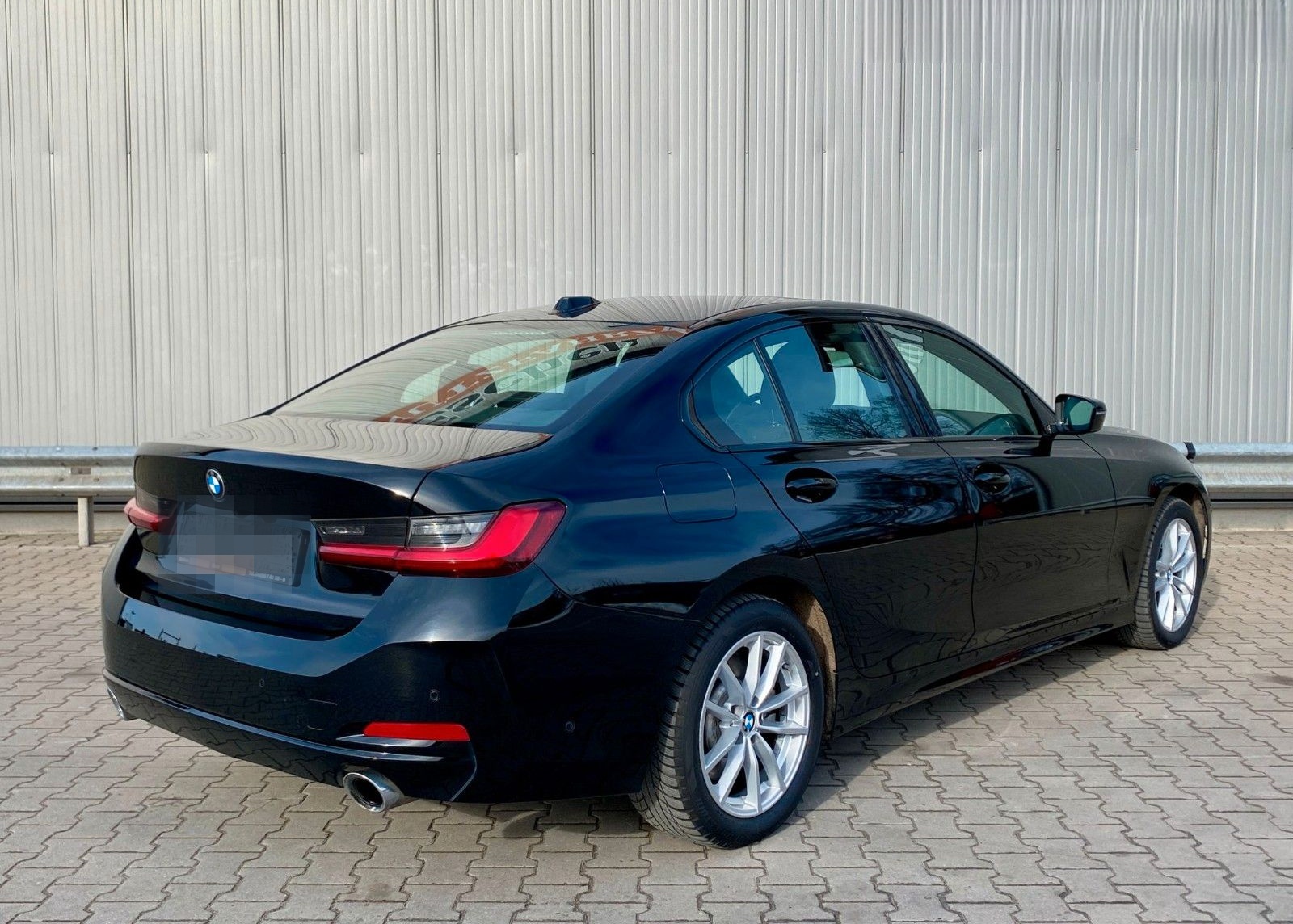 BMW 330d xDrive | Head-Up Display*Vollleder*1.Hand! foto 7