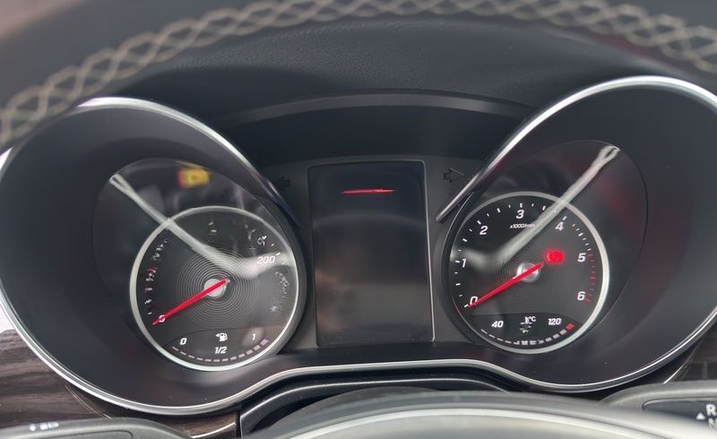 Mercedes-Benz V 250 AVANTGARDE EDITION AMG LED AHK KAM SHZ foto 13