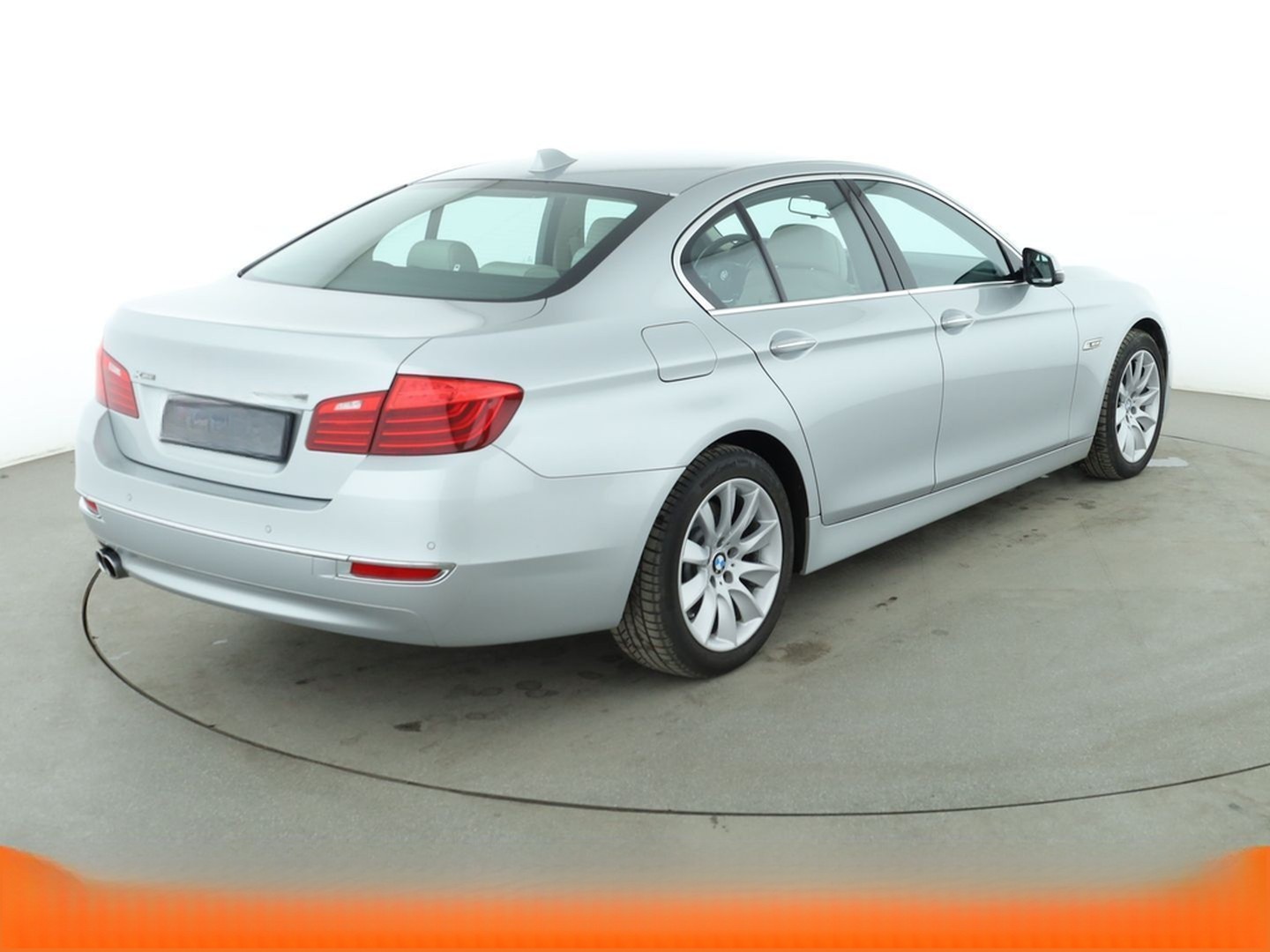 BMW 530d xDrive Aut.*NAVI*LED*ACC*HUD*NIGHT VISION* foto 6