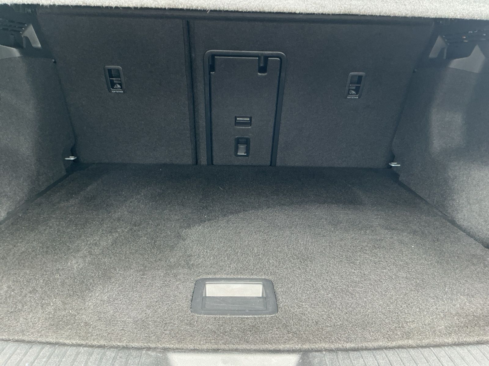 Volkswagen ID.5 150kw Pro Performance MATRIX+NAVI+AHK+PANO foto 14