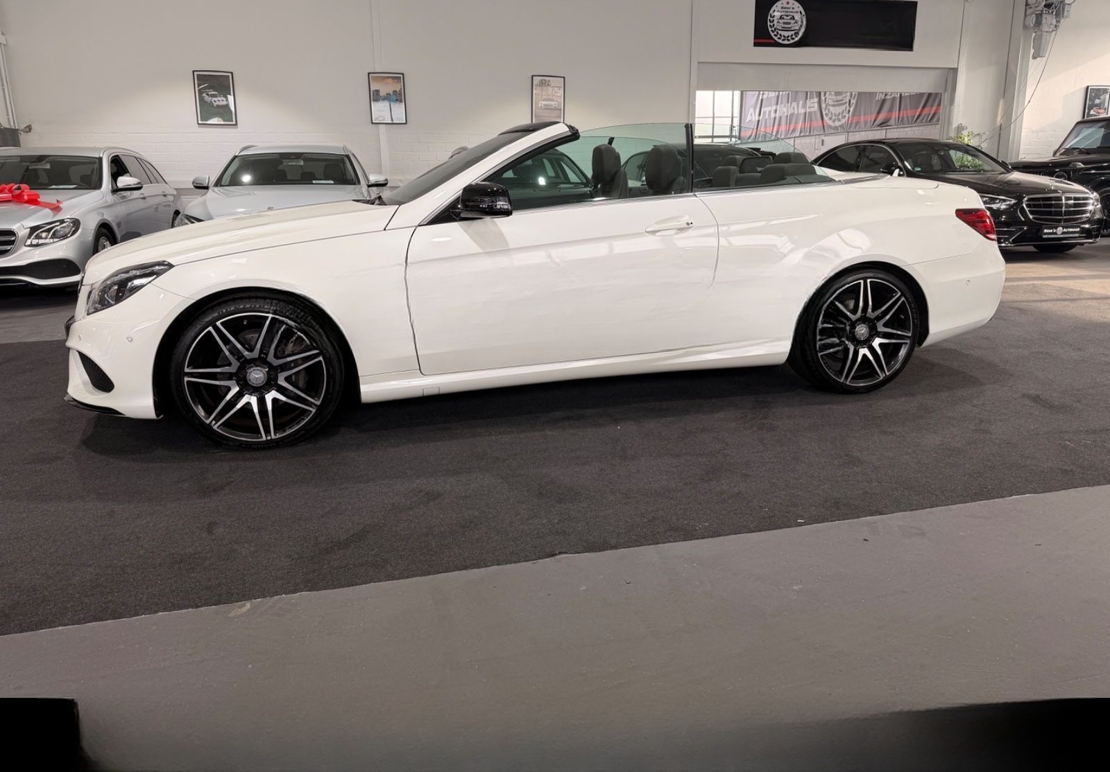 Mercedes-Benz E 320 Cabrio*AMG*Night Paket*19Zoll* foto 4