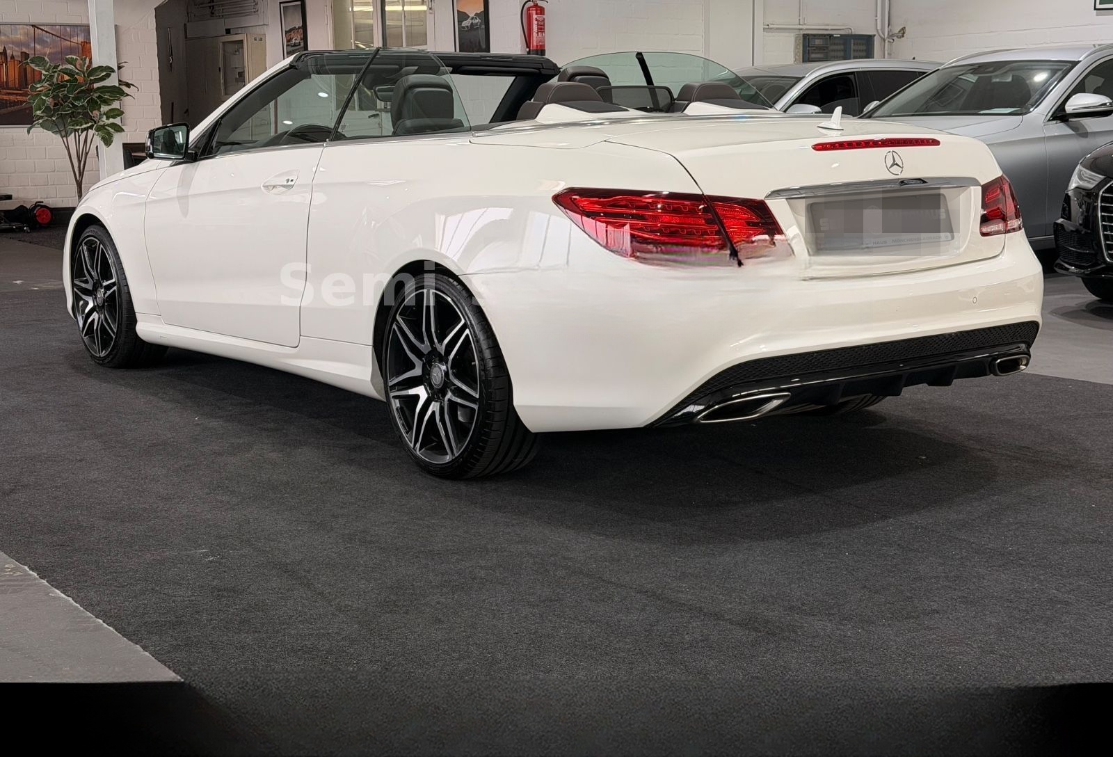 Mercedes-Benz E 320 Cabrio*AMG*Night Paket*19Zoll* foto 5
