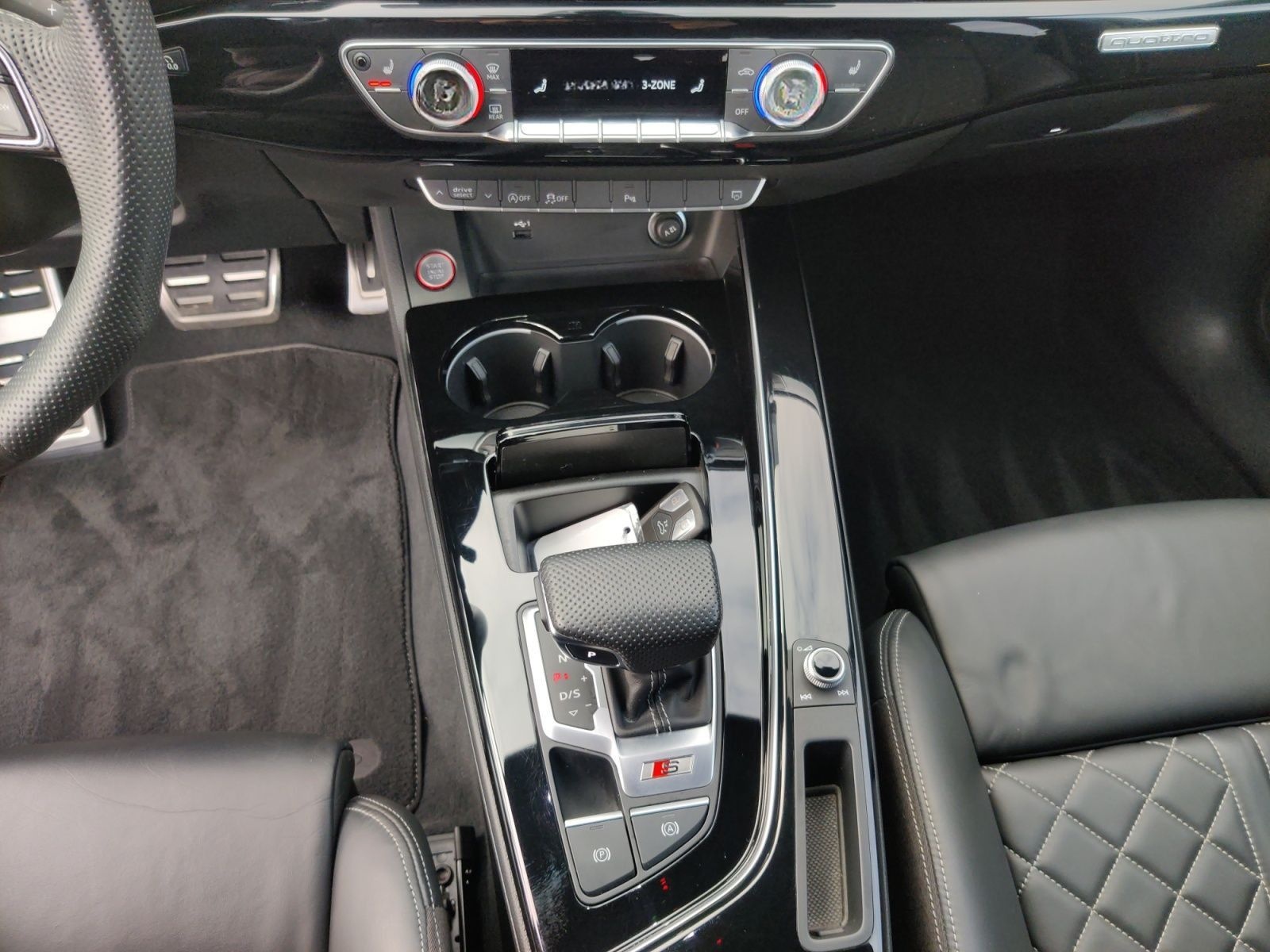 Audi S4 Avant 55 TDI q. Tiptr. AHK, S-Sportsitze, B&O foto 11