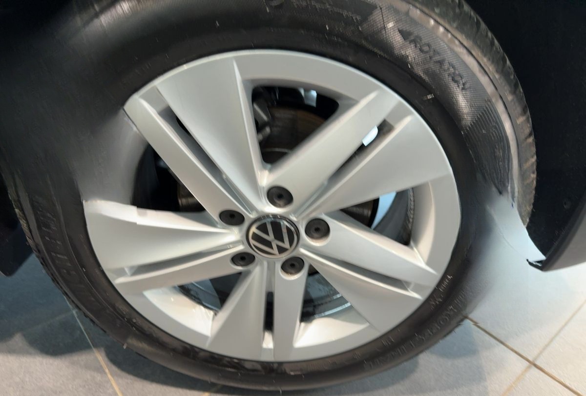 Volkswagen Golf VIII 1.5eTSI DSG LIFE NAVI LED HeadUp foto 12
