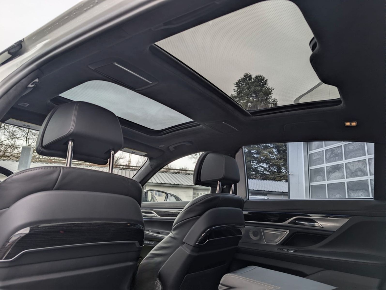 BMW 750Li *M-Sport*Sky*B&W*HUD*M-Sportabgasanlage foto 20