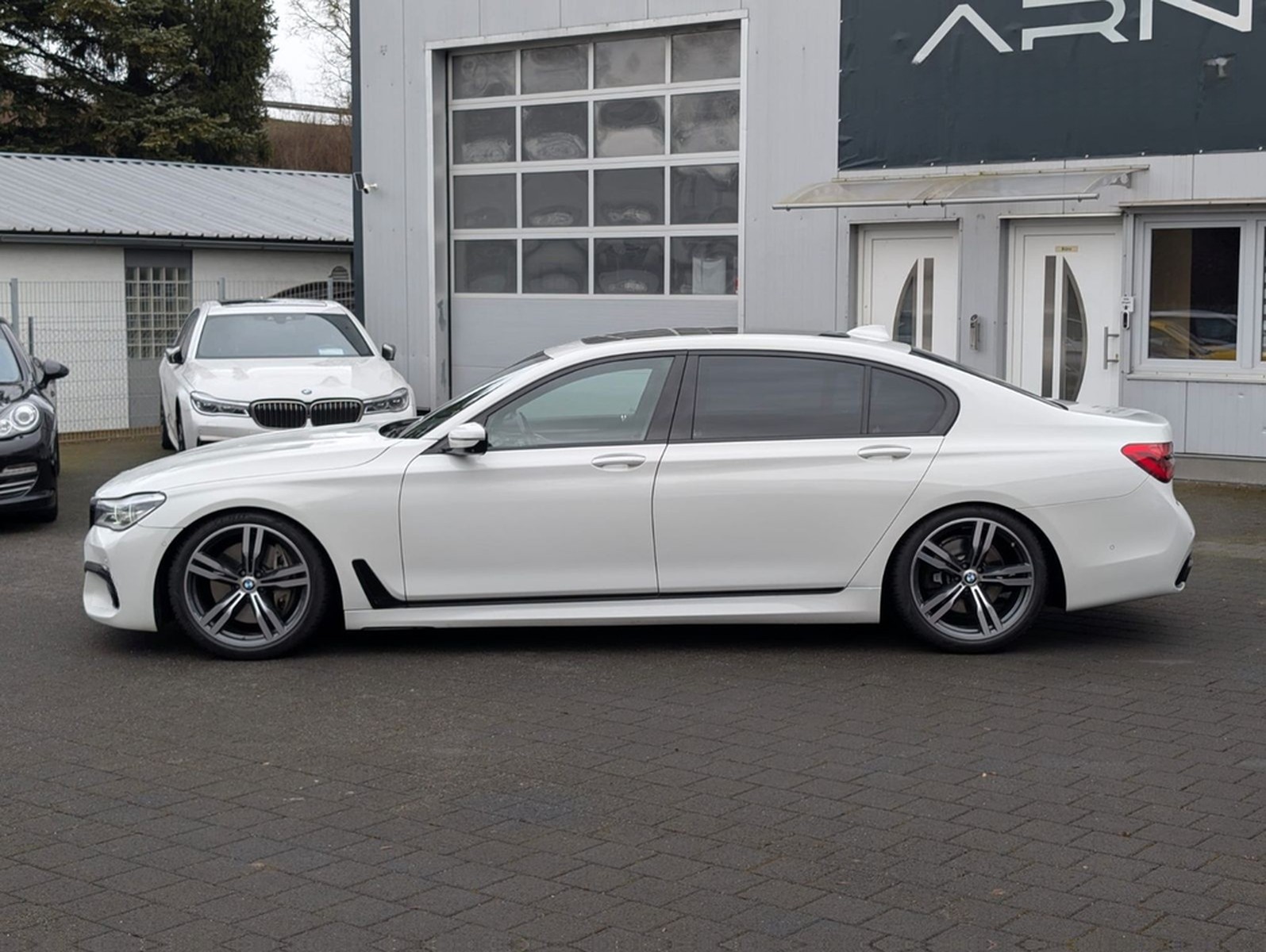 BMW 750Li *M-Sport*Sky*B&W*HUD*M-Sportabgasanlage foto 4