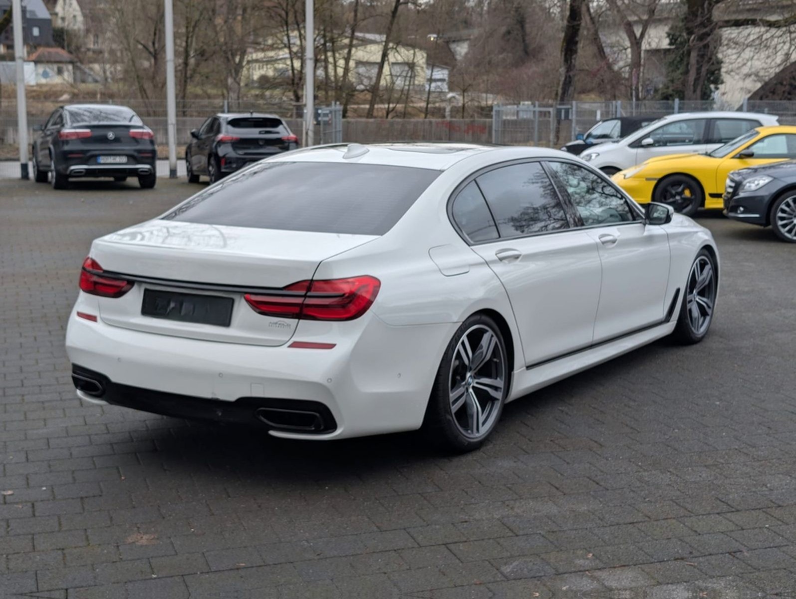 BMW 750Li *M-Sport*Sky*B&W*HUD*M-Sportabgasanlage foto 7