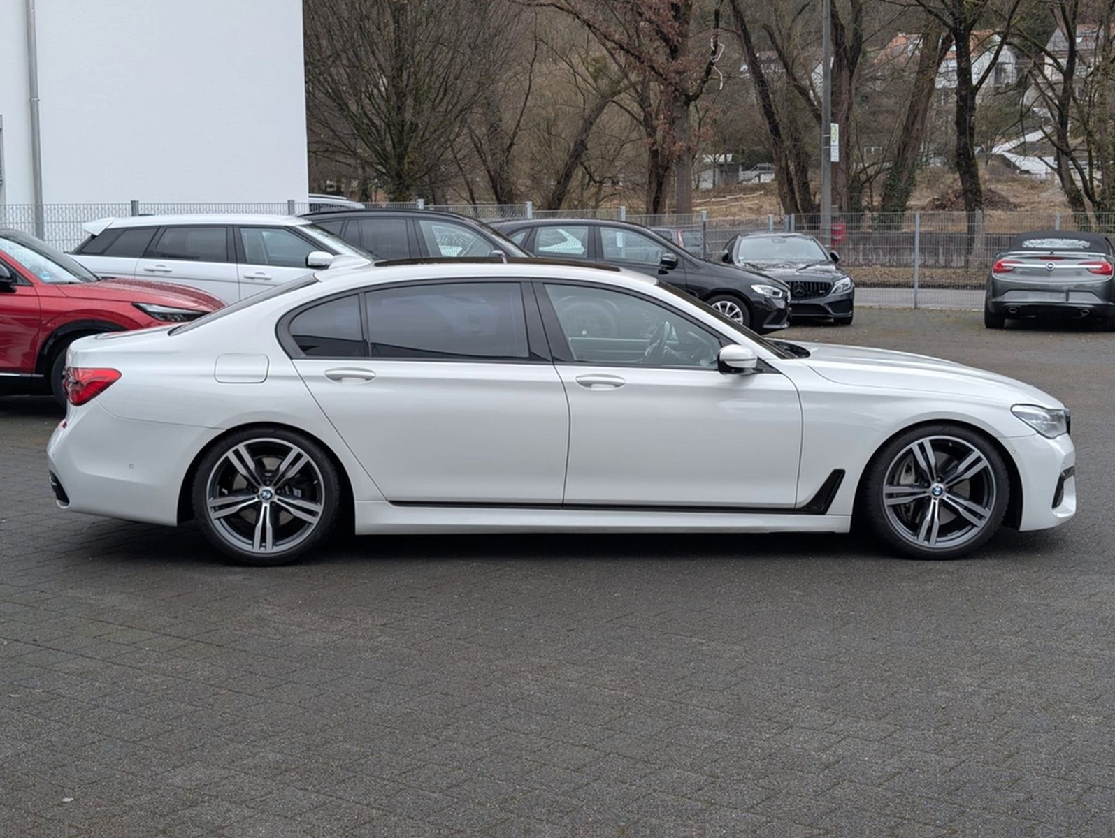 BMW 750Li *M-Sport*Sky*B&W*HUD*M-Sportabgasanlage foto 8