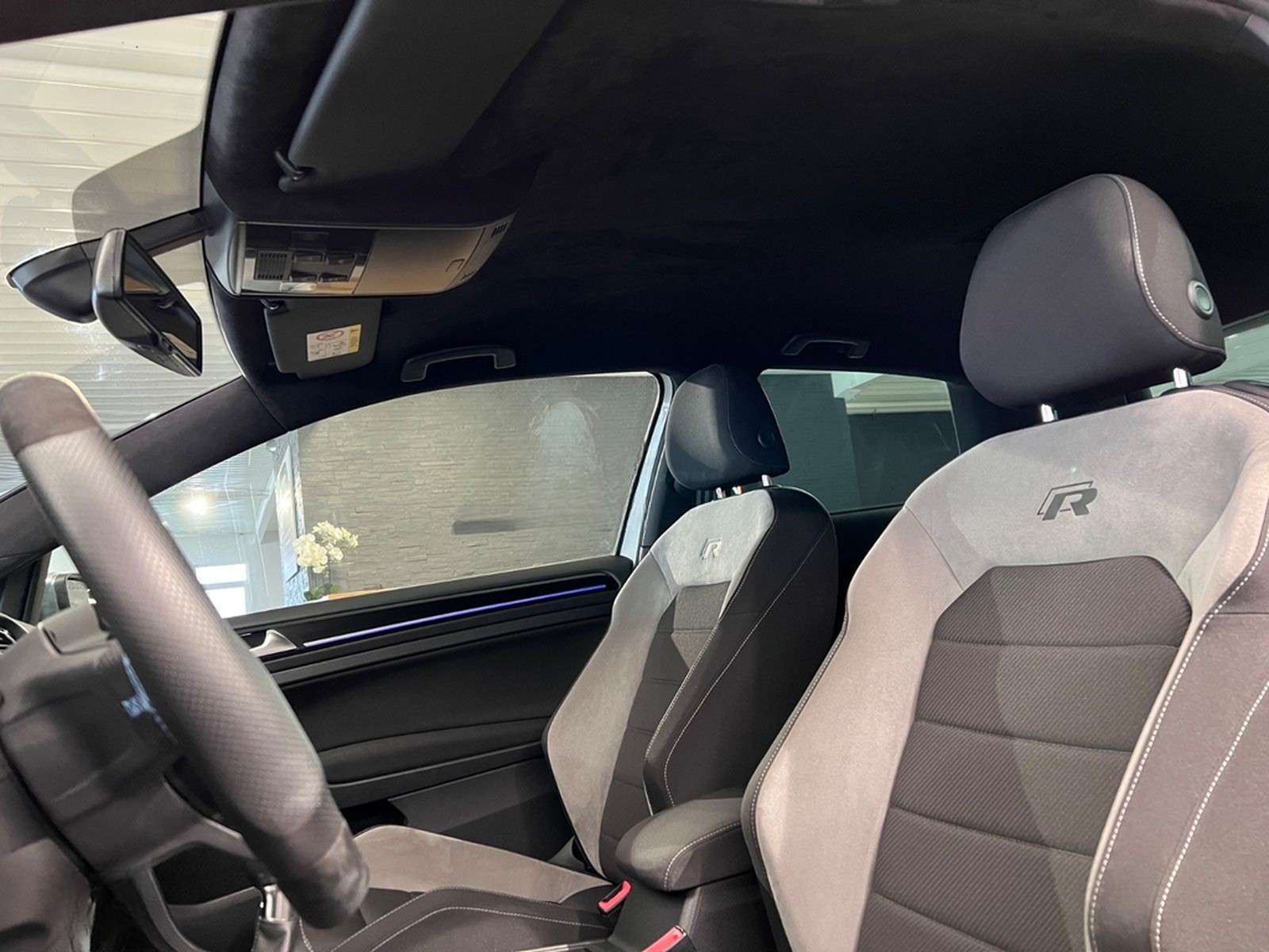 Volkswagen Golf 2.0 TSI 4MOTION BMT R 19ZOLL NAVI KEYLESS foto 25